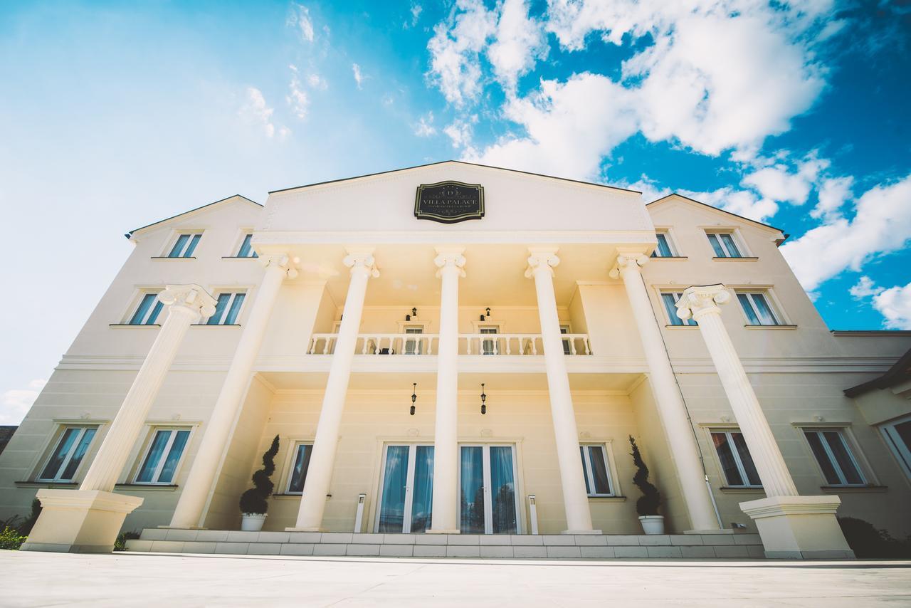 Villa Palace Novi Sad Esterno foto
