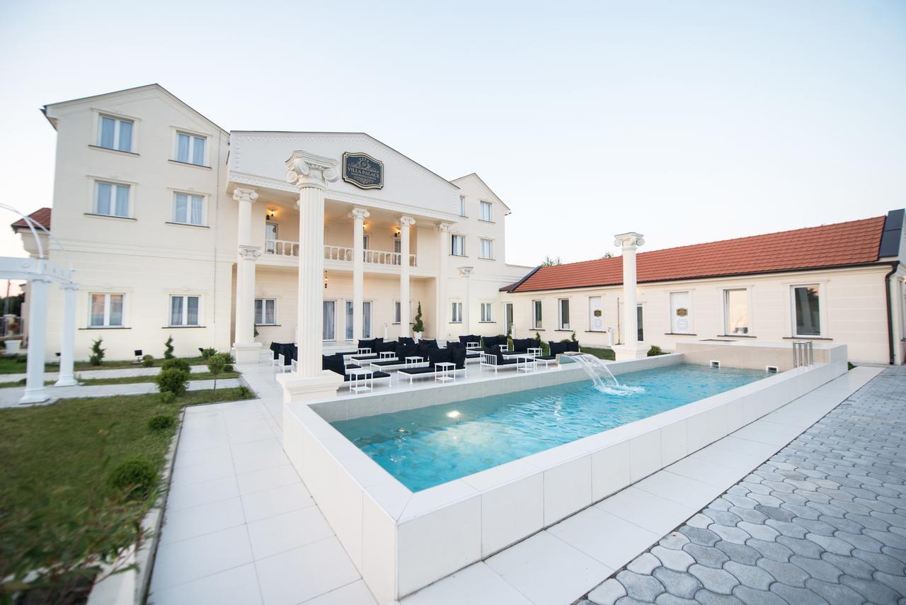 Villa Palace Novi Sad Esterno foto