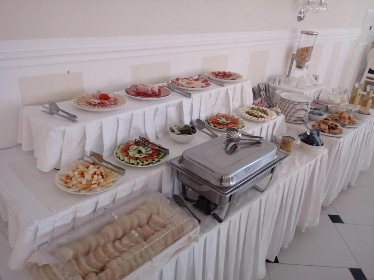 Villa Palace Novi Sad Esterno foto